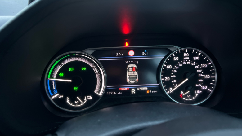 Nissan Juke 1.6 Hybrid N-Connecta 5dr Auto Hybrid Hatchback